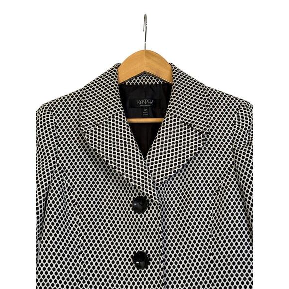 Kasper Separates Women’s Mini Dot Knit Three Button Blazer Sz 10P Black White - Picture 4 of 7